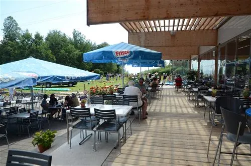 tcs-camping-gampelen-gampelen-xzxxj