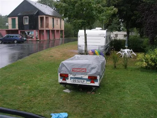 camping-municipal-les-vieux-chenes-chaillac-alwjz