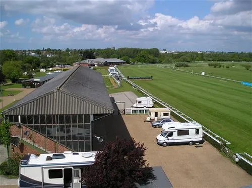 fakenham-racecourse-fakenham-sbs3a