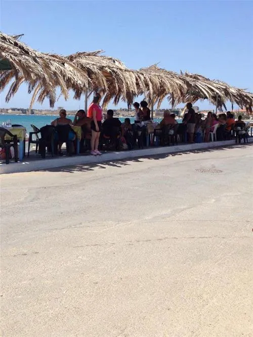 campsite-methoni-methonimessinias-7lpiy