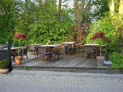camping-roodehaan-warfhuizen-bqk7a