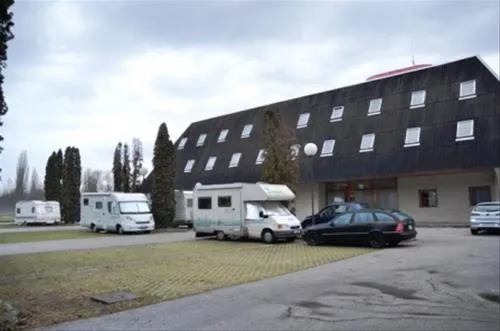 autocamp-plitvice-zagreb-die14