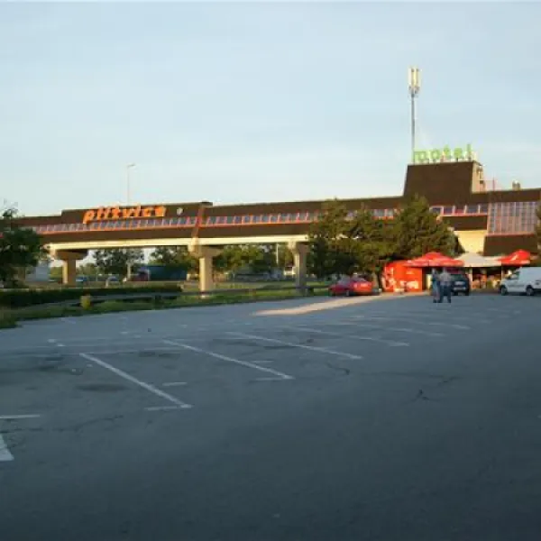 autocamp-plitvice-zagreb-sbgpf