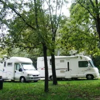 autocamp-plitvice-zagreb-yzewc