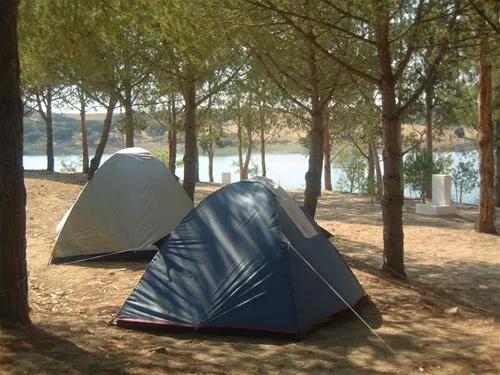 parque-de-campismo-da-albufeira-do-maranho-avis-r0qyk