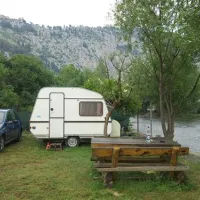 river-camp-bara-blagaj-c0xlv