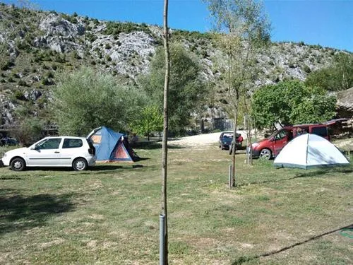 river-camp-bara-blagaj-dk3hc