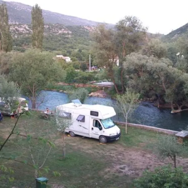 river-camp-bara-blagaj-fqmrn