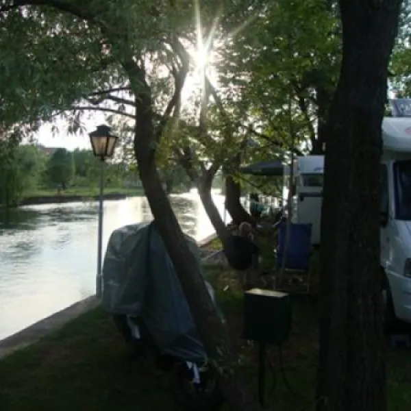 river-camp-bara-blagaj-ir8dd