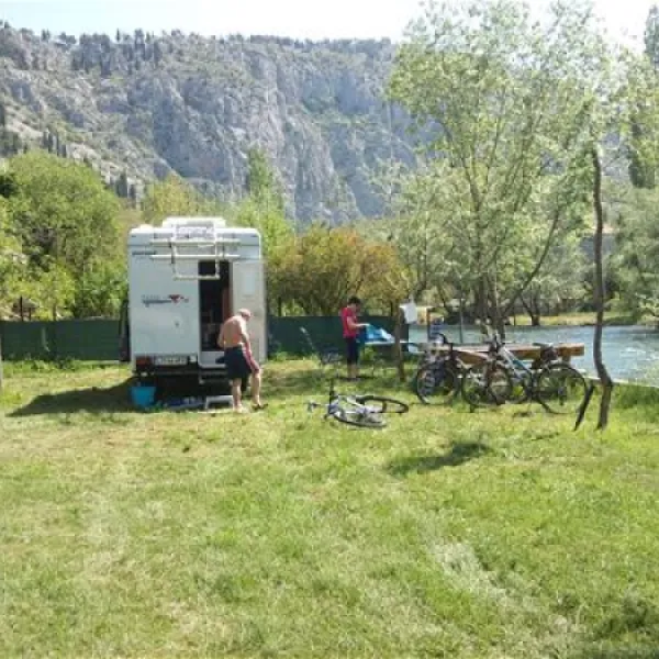 river-camp-bara-blagaj-jsz2n
