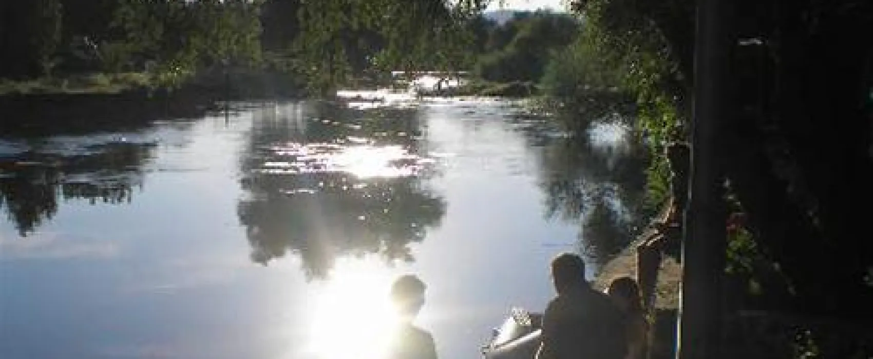 River camp Bara