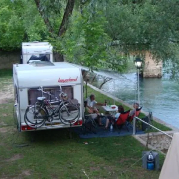 river-camp-bara-blagaj-zjytl