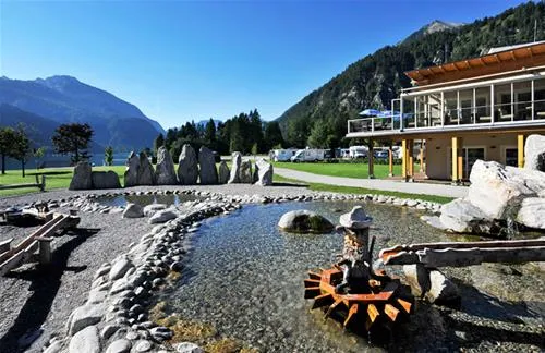alpencaravanpark-achensee-achenkirch-hxmfn