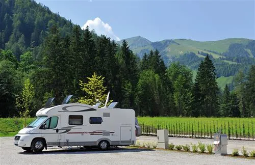 alpencaravanpark-achensee-achenkirch-lkv7w