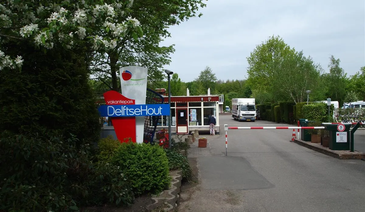recreatiecentrum-delftse-hout-delft-qicvs