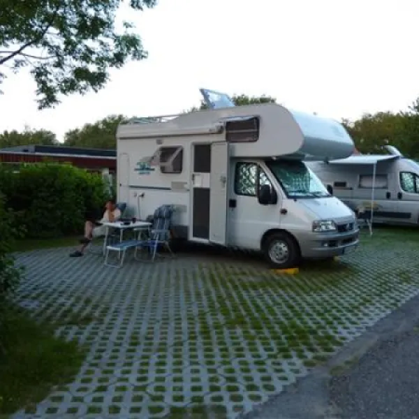 recreatiecentrum-delftse-hout-delft-xcnl2