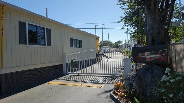 calusa-campground-resort-marina-key-largo-b60sa