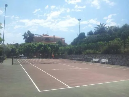 camping-pian-dei-boschi-pietra-ligure-d1f3w