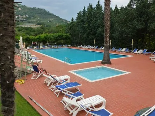 camping-pian-dei-boschi-pietra-ligure-dtq7p