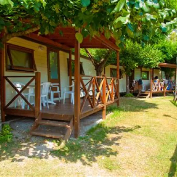 camping-pian-dei-boschi-pietra-ligure-g1fxw