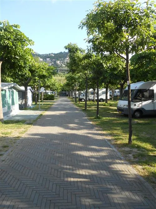 camping-pian-dei-boschi-pietra-ligure-oxo6f