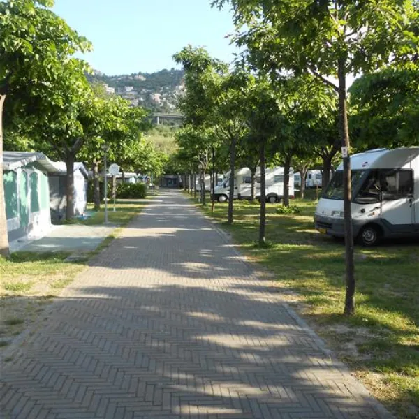 camping-pian-dei-boschi-pietra-ligure-oxo6f