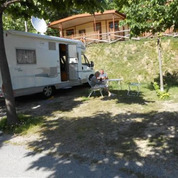 camping-pian-dei-boschi-pietra-ligure-xwctx