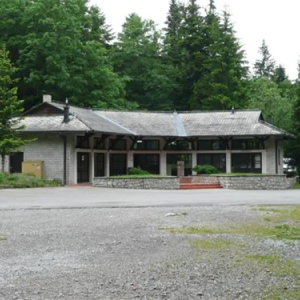 camping-pivka-jama-postojna-cnofw