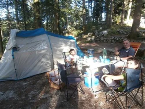 camping-pivka-jama-postojna-pkvnm