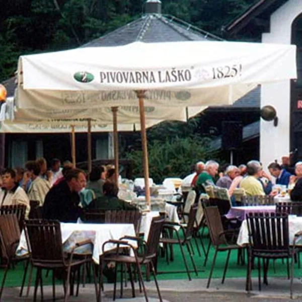 camping-pivka-jama-postojna-sg5v4
