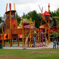 camping-lhirondelle-holiday-resort-oteppe-nlloz
