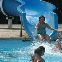 camping-lhirondelle-holiday-resort-oteppe-pzn2d