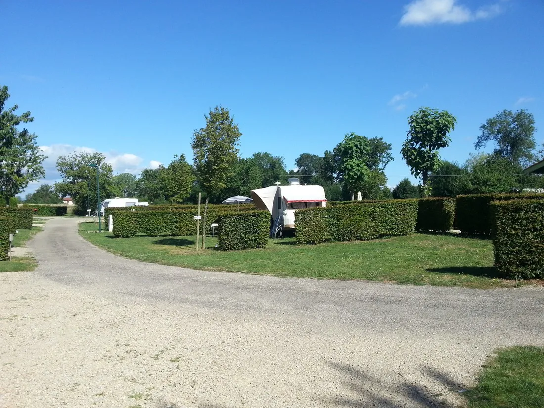 camping-le-renom-ain-9hlp2