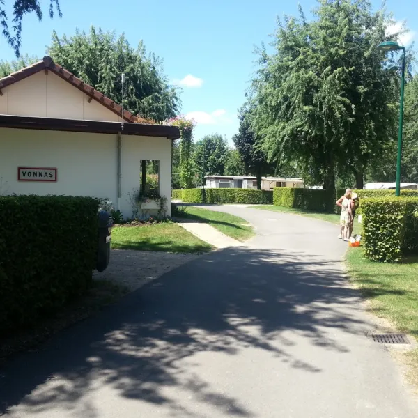 camping-le-renom-ain-ncfr1