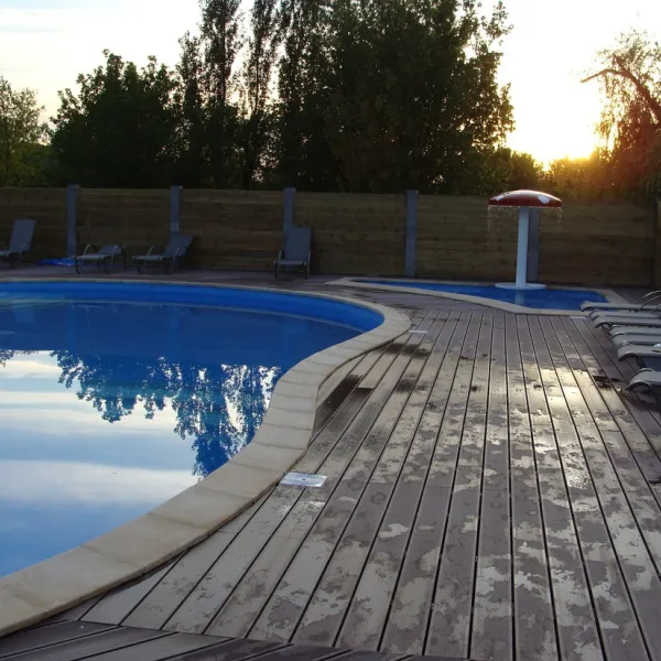 camping-les-peupliers-colombiers-9y1jo