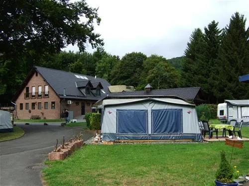 camp-hammer-simmerathhammer-zft3x