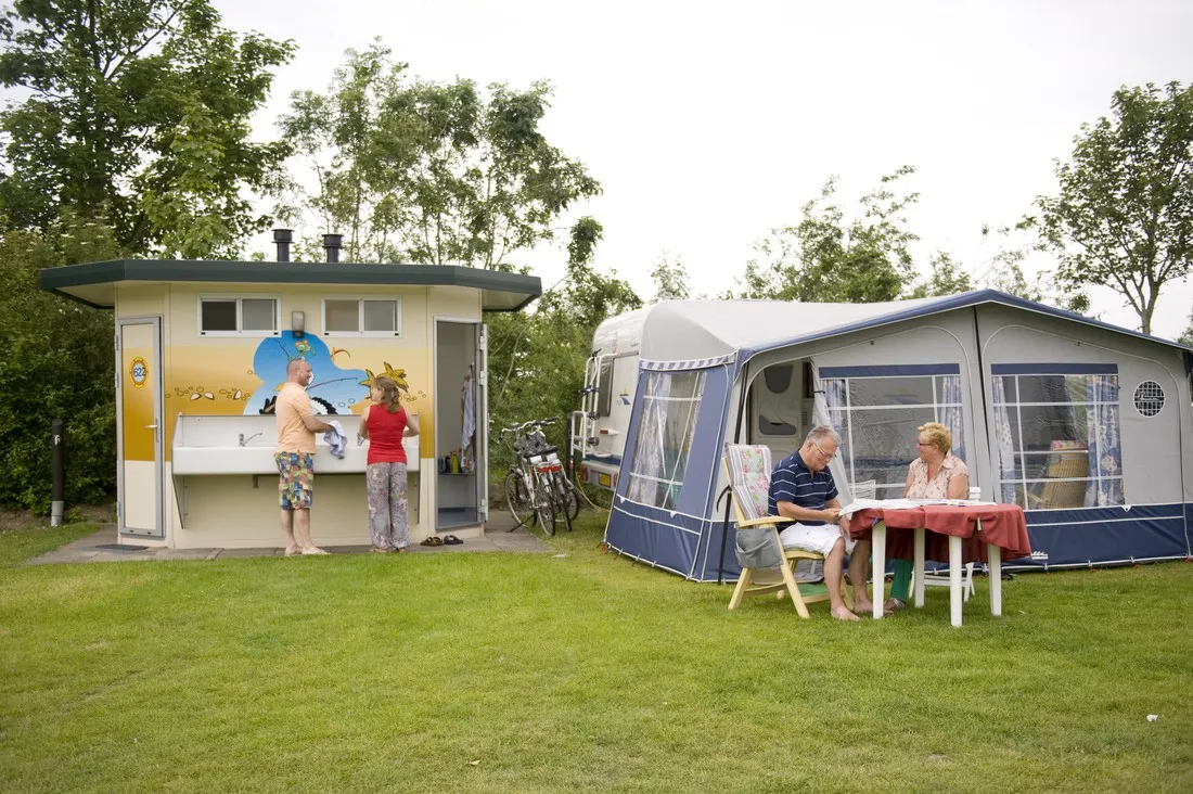 camping-de-zwinhoeve-retranchement-saehk