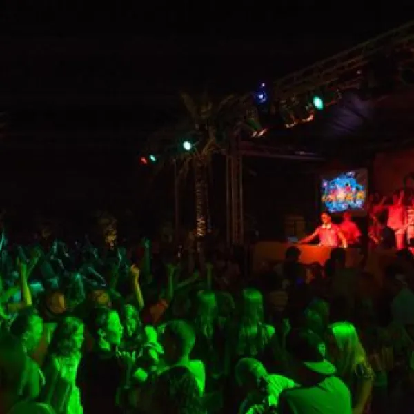camping-playa-brava-platja-de-pals-3vjsi