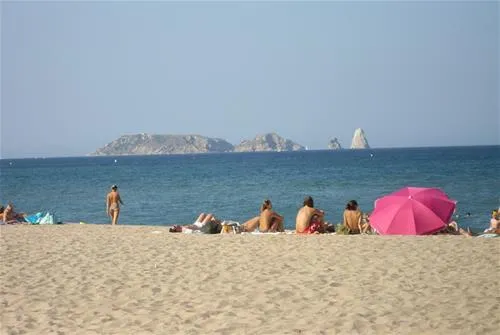 camping-playa-brava-platja-de-pals-8iaym