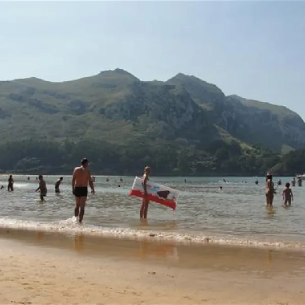 camping-playa-arenillas-islares-4ldaq