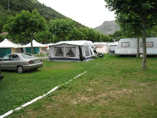 camping-playa-arenillas-islares-f4dwj