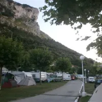 camping-playa-arenillas-islares-kdozu