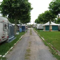 camping-playa-arenillas-islares-qiejl