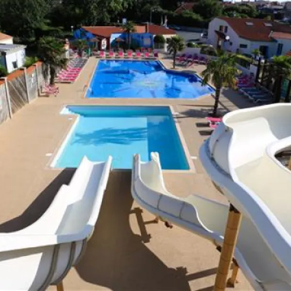 camping-le-chaponnet-brem-sur-mer-vjpbw