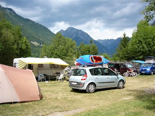kamp-polovnik-bovec-eyjkn