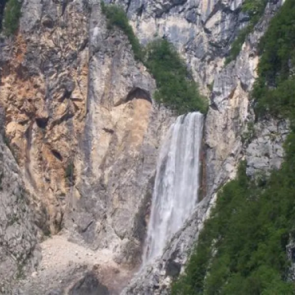 kamp-polovnik-bovec-pjbob