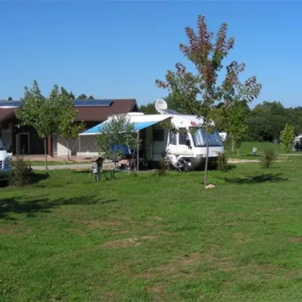 camp-slapic-duga-resa-i9hqy