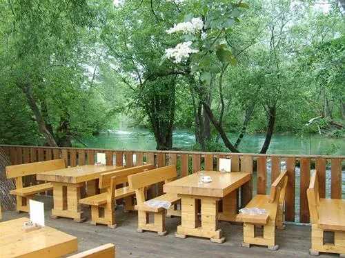 camp-slapic-duga-resa-oy4ev