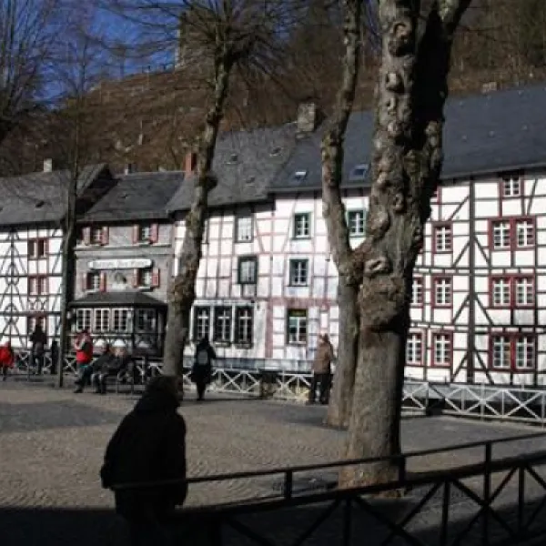 camping-hetzingen-nideggenbrck-pwcsh