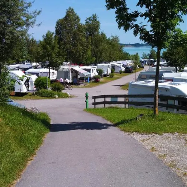 camping-brunnen-brunnen-48h2m